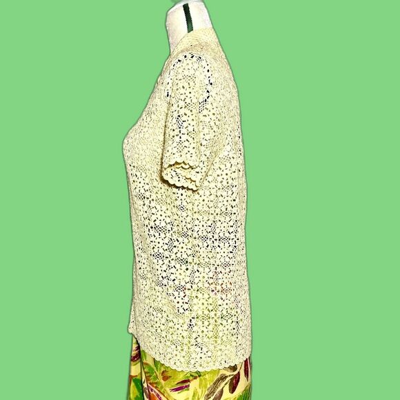 True Vintage 60s Crocheted Short Sleeved Cardigan Top Sz M/L - Picture 3 of 4